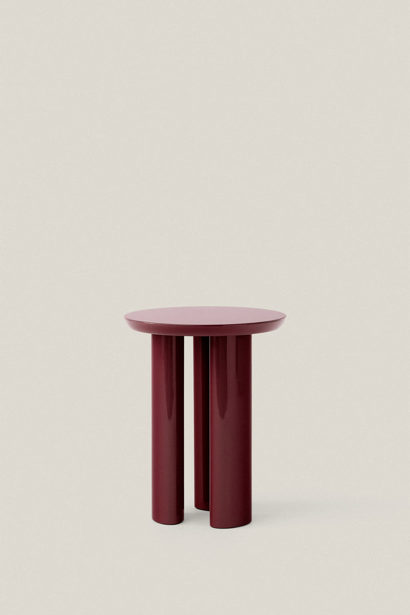 Tung Side Table – Sculptural Simplicity