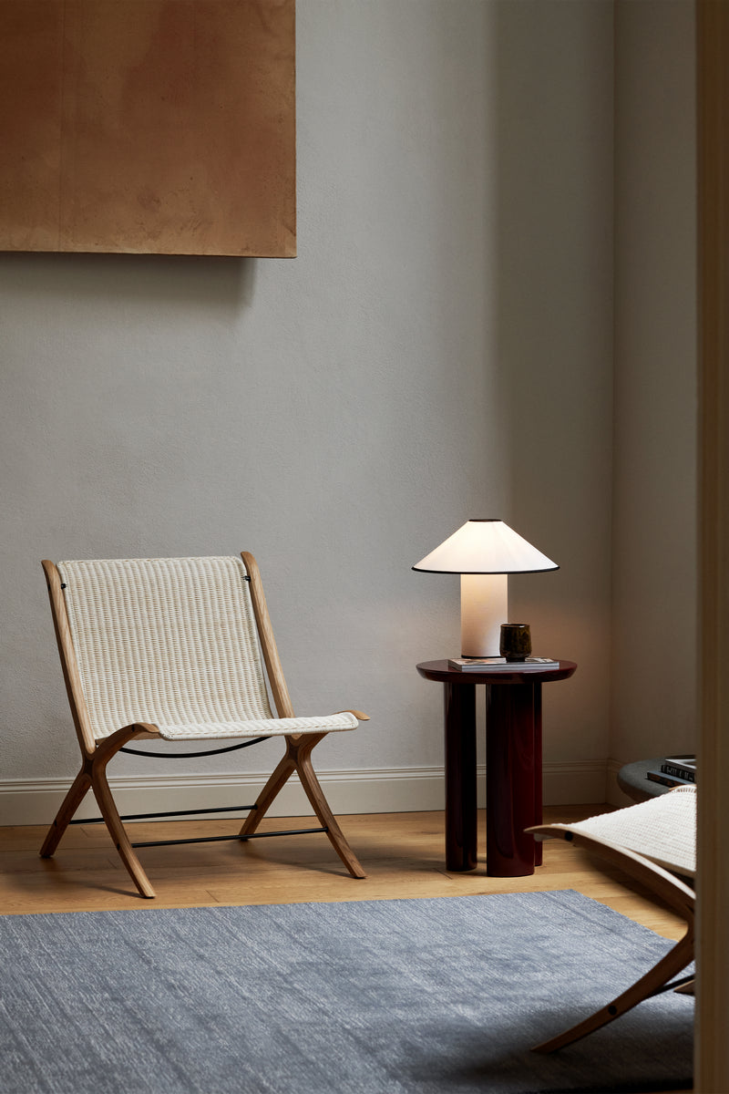 Tung Side Table – Sculptural Simplicity